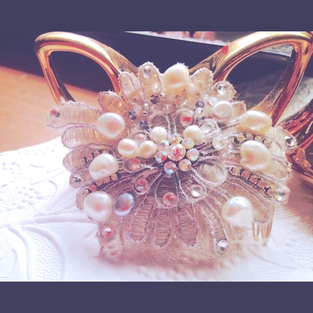 Bridal Hair Comb Handmade Accessories Weddings Bridal Fashion Shows Accessories - Picture 2 of 2